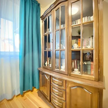 Apartment Lovely 2 Bedroom For 6 Guest In Burgas City