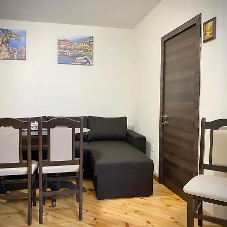 Lovely 2 Bedroom For 6 Guest In Appartement *